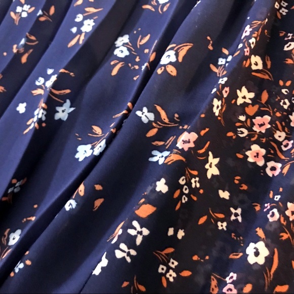 Motherhood Maternity Sheer Floral Maxi Dress - EUC - Picture 12 of 17